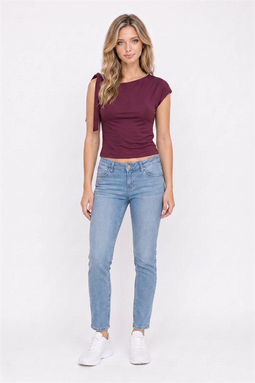Kadın Slim Fit Dar Kesim Kısa Kollu Kayık Yaka Bordo Bluz