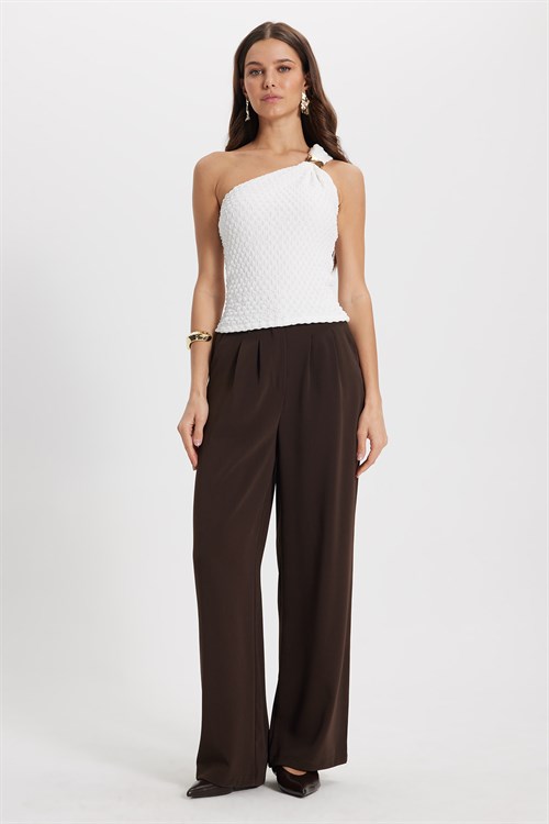 Kadın Slim Fit Dar Kesim Tek Omuz Tek Kol Doku Desenli Ekru Bluz