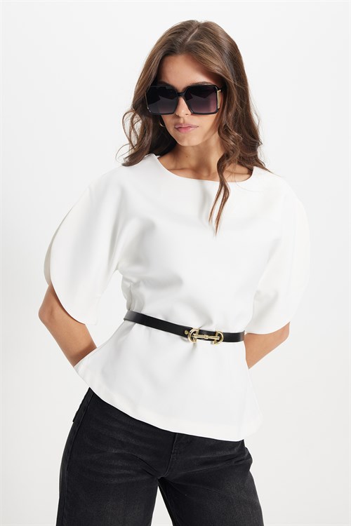 Kadın Slim Fit Dar Kesim Kol Detaylı İnce Kemerli Fermuarlı Beyaz Bluz Gömlek