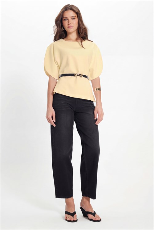 Kadın Slim Fit Dar Kesim Kol Detaylı İnce Kemerli Fermuarlı Sarı Bluz