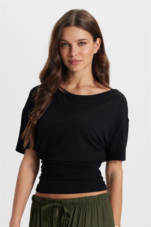 Kadın Regular Fit Klasik Kesim Kısa Kollu Beli Büzgülü Siyah Bluz