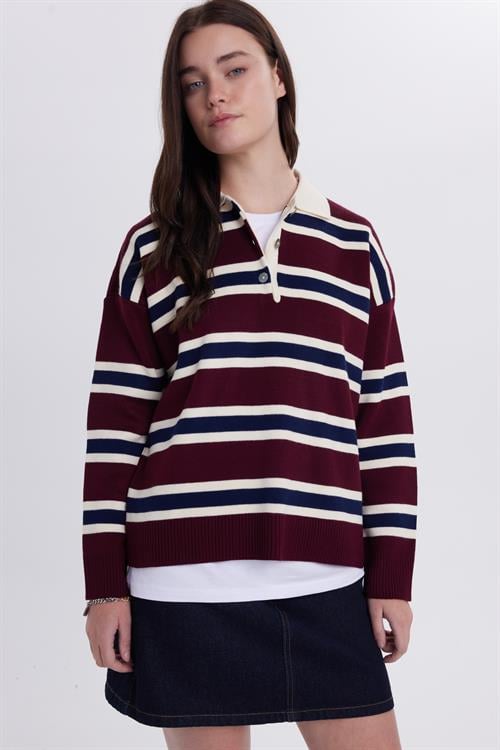 Kadın Regular Fit Klasik Kesim Çizgili Polo Yaka Bordo Kazak