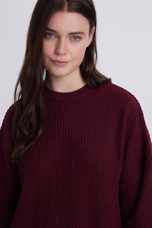 Kadın Oversize Geniş Kesim Örme Detaylı Bisiklet Yaka Bordo Kazak