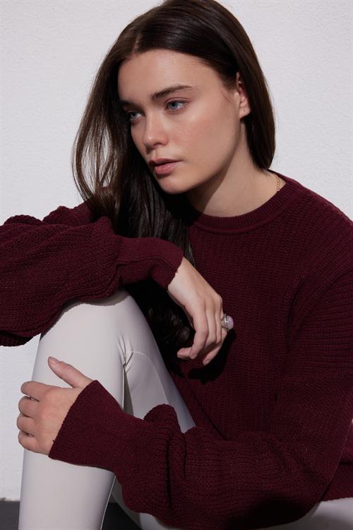 Kadın Oversize Geniş Kesim Örme Detaylı Bisiklet Yaka Bordo Kazak