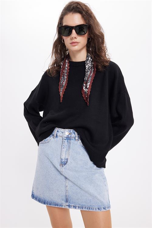 Kadın Oversize Geniş Kesim Bisiklet Yaka Siyah Kazak