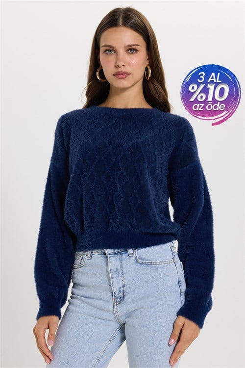 Kadın Slim Fit Dar Kesim Bisiklet Yaka Yumuşak Dokulu Baklava Desenli Lacivert Crop Triko Kazak