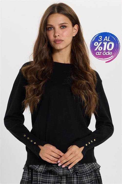 Kadın Slim Fit Dar Kesim Bisiklet Yaka Kol Manşet Yırtmaçlı Gold Düğme Detay Siyah Triko Kazak