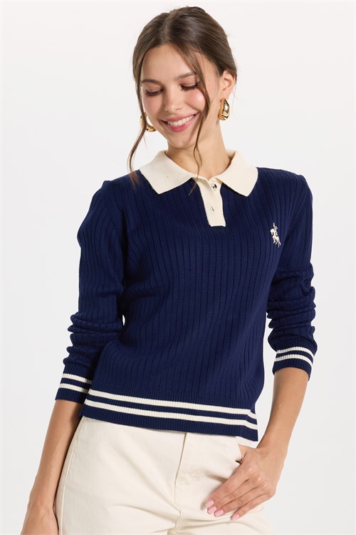 Kadın Slim Fit Dar Kesim Uzun Kollu Polo Yaka Nakışlı Lacivert Kazak