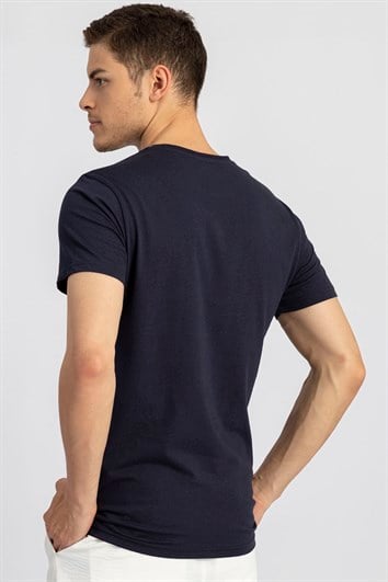 Erkek Slim Fit Dar Kesim %100 Pamuk Yumuşak Dokulu Baskılı Lacivert Bisiklet Yaka Tişört