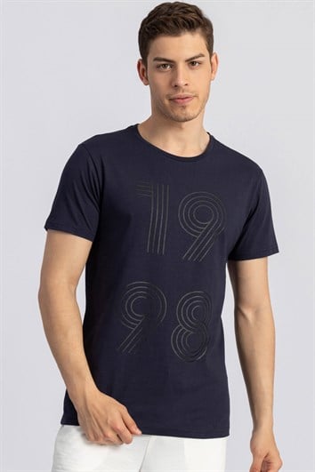 Erkek Slim Fit Dar Kesim %100 Pamuk Yumuşak Dokulu Baskılı Lacivert Bisiklet Yaka Tişört