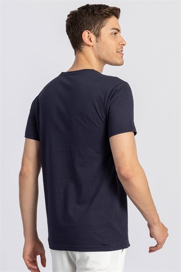 Erkek Slim Fit Dar Kesim %100 Pamuk Yumuşak Dokulu Baskılı Lacivert Bisiklet Yaka Tişört