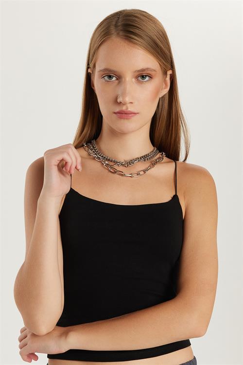 Kadın Slim Fit Dar Kesim İnce Askılı Kare Yaka Siyah Body Atlet