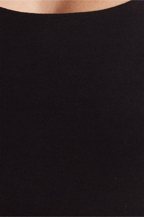 Kadın Slim Fit Pamuklu Boyundan Geçmeli Sırt Detaylı Likralı Siyah Bluz 