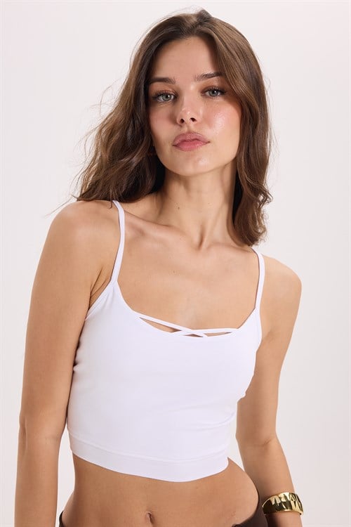 Kadın Slim Fit Dar Kesim Pamuklu İnce Askılı Beyaz Crop Atlet
