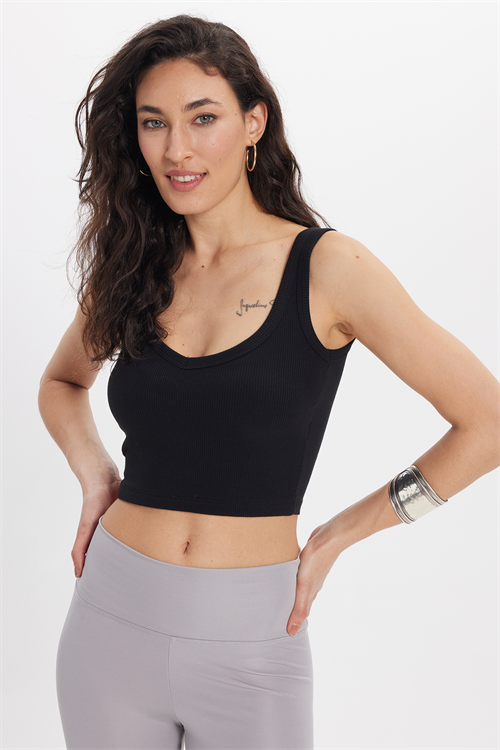 Kadın Slim Fit Dar Kesim Pamuklu Fitilli Kalın Askılı Basic Siyah Crop Atlet