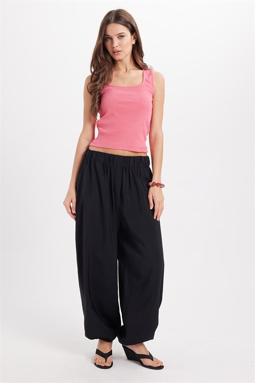 Kadın Slim Fit Dar Kesim Askılı Kare Yaka Pamuklu Pembe Crop Atlet
