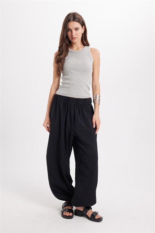 Kadın Slim Fit Dar Kesim Pamuklu Askılı Bisiklet Yaka Gri Crop Atlet