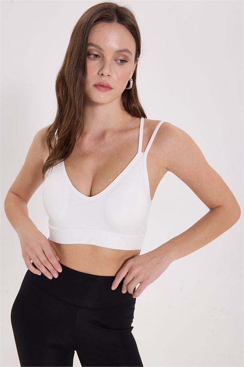 Kadın Slim Fit Dar Kesim Çapraz Bağlamalı Askılı V Yaka Ekru Crop