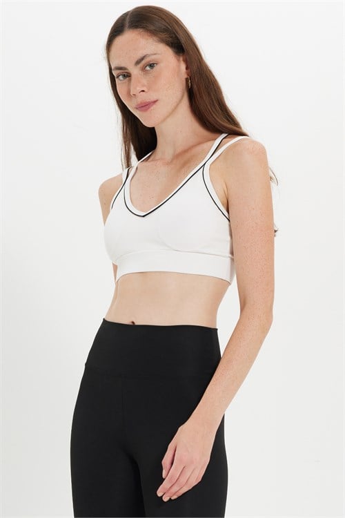 Kadın Slim Fit Dar Kesim Çapraz Bağlamalı Askılı V Yaka Beyaz Crop 