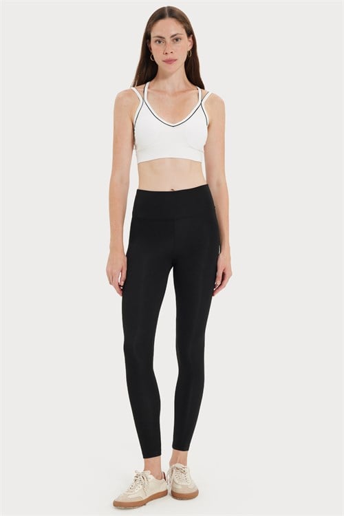 Kadın Slim Fit Dar Kesim Çapraz Bağlamalı Askılı V Yaka Beyaz Crop 