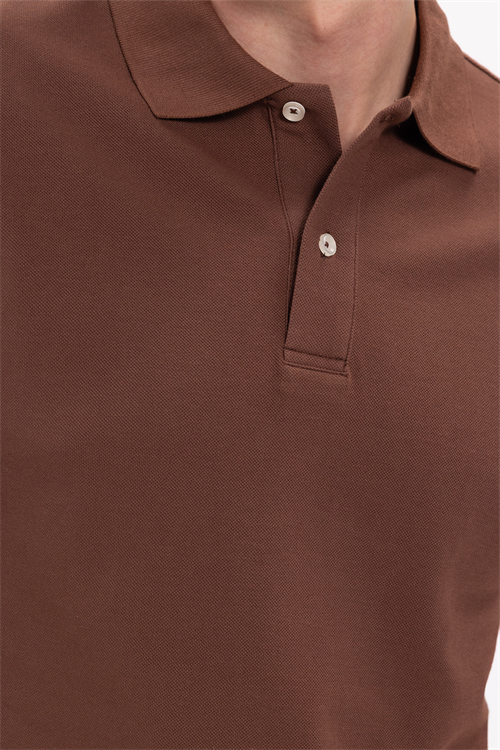 Erkek Regular Fit Rahat Kesim %100 Pamuk Düz Pike Kahverengi Polo Yaka Tişört