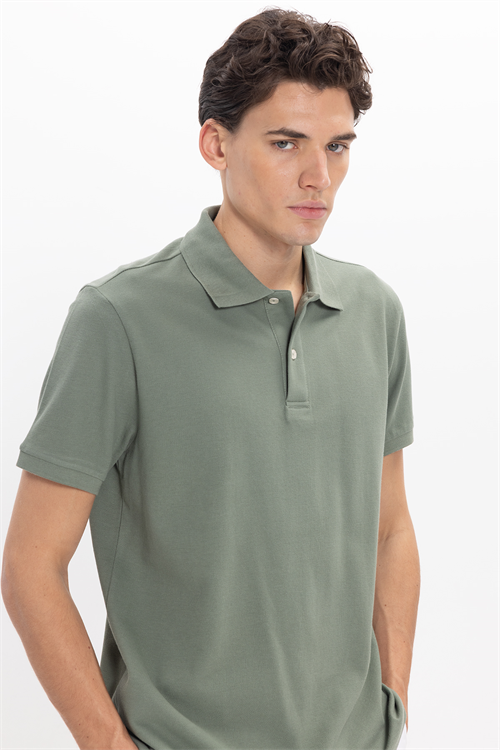 Erkek Regular Fit Rahat Kesim %100 Pamuk Düz Pike Yeşil Polo Yaka Tişört