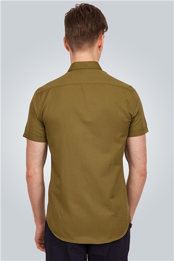 Erkek Slim Fit Dar Kesim Kısa Kollu Pamuklu Oxford Doku Kolay Ütülenebilir Haki Düğmeli Yaka Gömlek