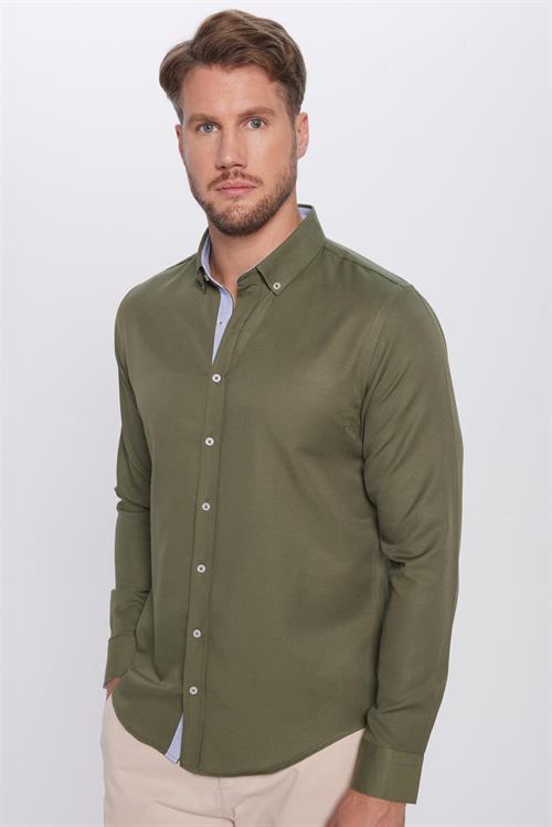 Slim Fit Uzun Kollu Düğmeli Yaka Pamuklu Kolay Ütü Düz Erkek Gömlek