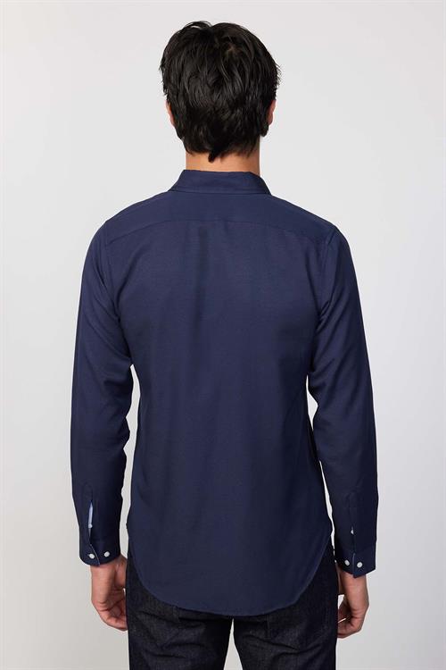 Slim Fit Uzun Kollu Düğmeli Yaka Pamuklu Kolay Ütü Düz Erkek Gömlek