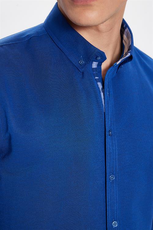 Erkek Slim Fit Dar Kesim Uzun Kollu Pamuklu Oxford Doku Sax Mavi Düğmeli Yaka Gömlek