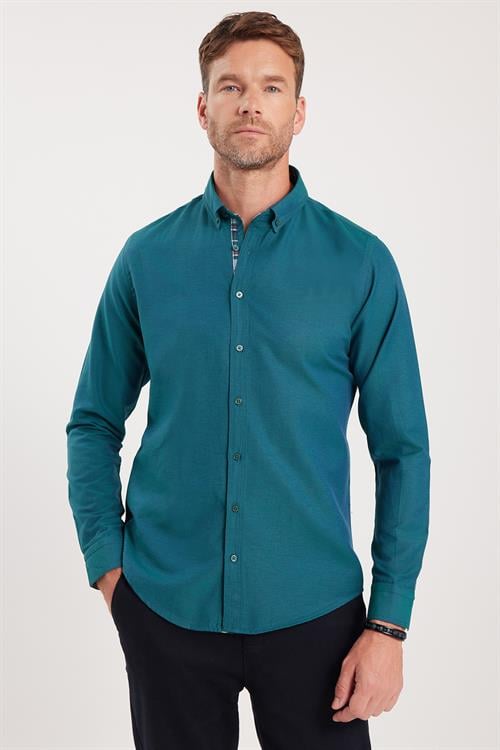 Erkek Slim Fit Dar Kesim Uzun Kollu Pamuklu Oxford Doku Kolay Ütülenebilir Yeşil Düğmeli Yaka Gömlek