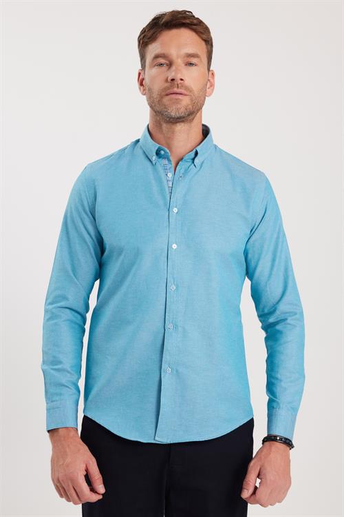 Erkek Slim Fit Dar Kesim Uzun Kollu Pamuklu Oxford Doku Turkuaz Düğmeli Yaka Gömlek