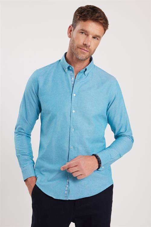 Erkek Slim Fit Dar Kesim Uzun Kollu Pamuklu Oxford Doku Turkuaz Düğmeli Yaka Gömlek