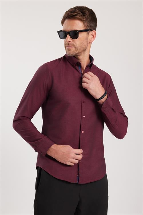 Erkek Slim Fit Dar Kesim Uzun Kollu Pamuklu Oxford Doku Kolay Ütülenebilir Bordo Düğmeli Yaka Gömlek