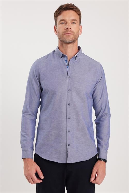 Erkek Slim Fit Dar Kesim Uzun Kollu Pamuklu Oxford Doku Lacivert Düğmeli Yaka Gömlek