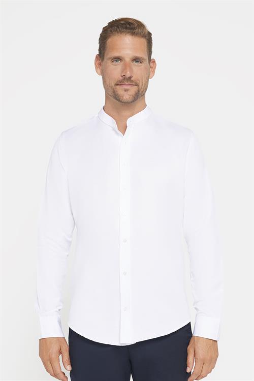 Erkek Slim Fit Dar Kesim Pamuklu Kolay Ütü Beyaz Hakim Yaka Gömlek