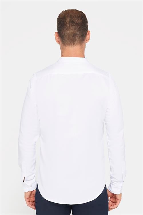 Erkek Slim Fit Dar Kesim Pamuklu Kolay Ütü Beyaz Hakim Yaka Gömlek