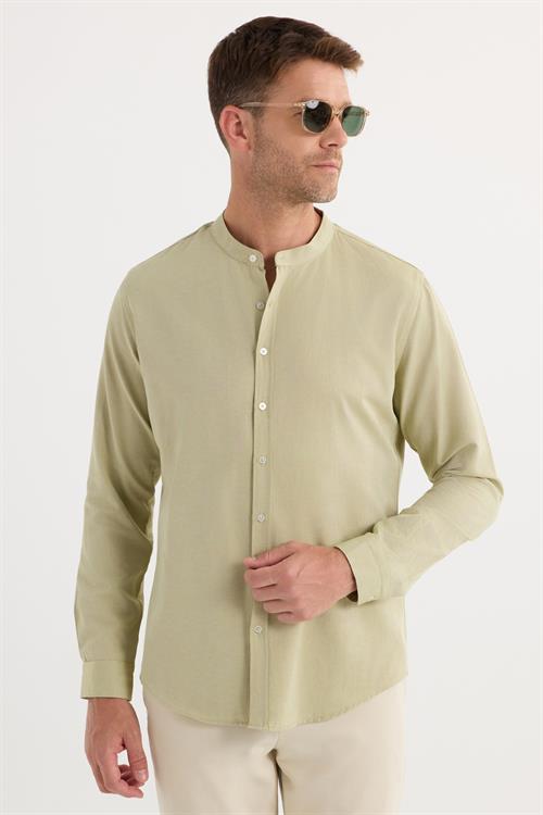 Erkek Slim Fit Dar Kesim Pamuklu Kolay Ütü Yeşil Hakim Yaka Gömlek