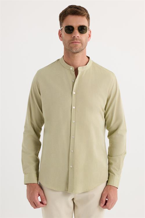 Erkek Slim Fit Dar Kesim Pamuklu Kolay Ütü Yeşil Hakim Yaka Gömlek