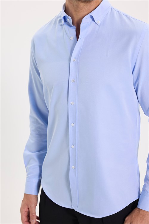 Erkek Slim Fit Dar Kesim Uzun Kollu Pamuklu Kolay Ütülenebilir Mavi Düğmeli Yaka Gömlek