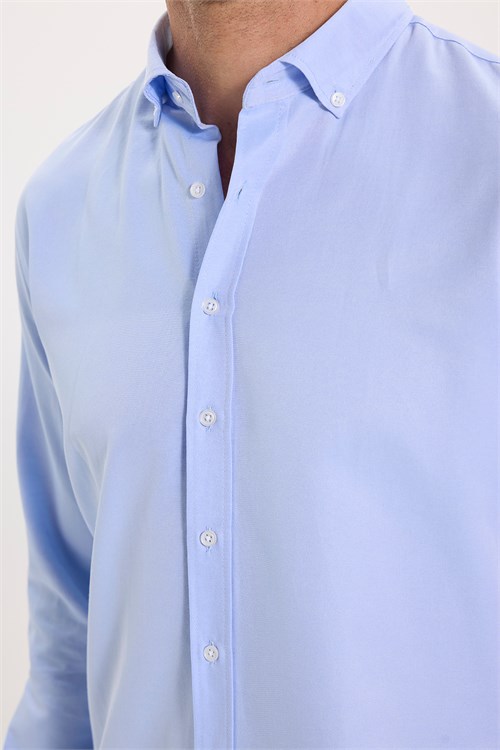 Erkek Slim Fit Dar Kesim Uzun Kollu Pamuklu Kolay Ütülenebilir Mavi Düğmeli Yaka Gömlek