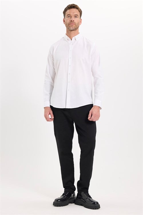 Erkek Slim Fit Dar Kesim Uzun Kollu Pamuklu Kolay Ütülenebilir Beyaz Düğmeli Yaka Gömlek