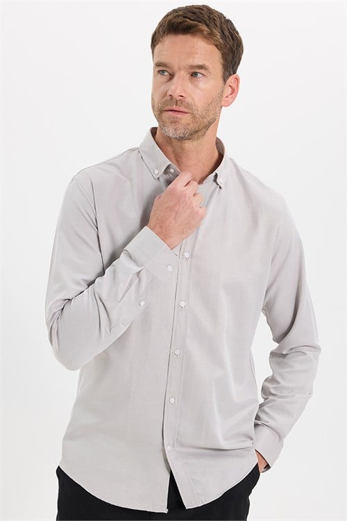 Erkek Slim Fit Dar Kesim Pamuklu Kolay Ütülenebilir Gri Düğmeli Yaka Gömlek