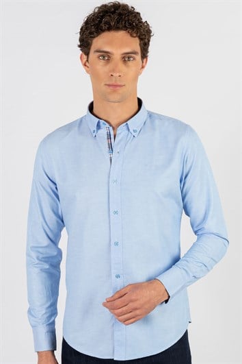 Erkek Slim Fit Dar Kesim Uzun Kollu Pamuklu Oxford Doku Kolay Ütülenebilir Mavi Düğmeli Yaka Gömlek