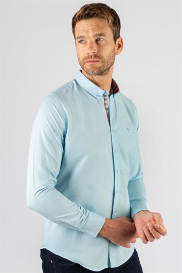 Erkek Slim Fit Dar Kesim Uzun Kollu Pamuklu Oxford Doku Turkuaz Düğmeli Yaka Gömlek
