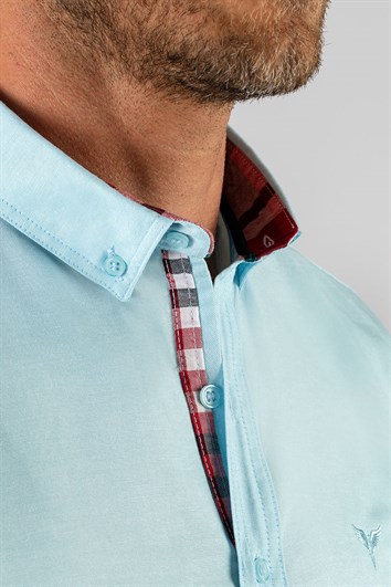 Erkek Slim Fit Dar Kesim Uzun Kollu Pamuklu Oxford Doku Turkuaz Düğmeli Yaka Gömlek