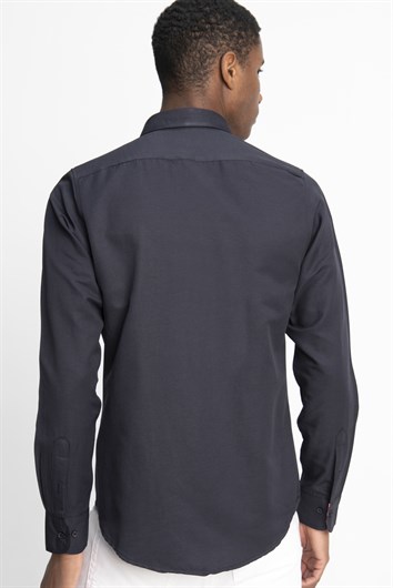 Erkek Slim Fit Dar Kesim Uzun Kollu Pamuklu Oxford Doku Lacivert Düğmeli Yaka Gömlek