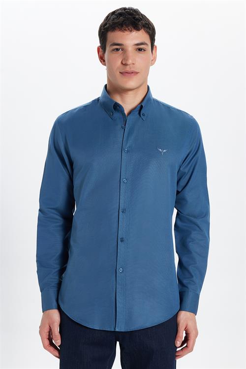 Erkek Slim Fit Dar Kesim Uzun Kollu Pamuklu Oxford Doku Lacivert Düğmeli Yaka Gömlek