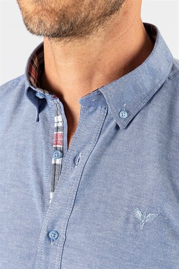 Erkek Slim Fit Dar Kesim Uzun Kollu Pamuklu Oxford Doku Kolay Ütülenebilir Mavi Düğmeli Yaka Gömlek