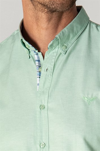 Erkek Slim Fit Dar Kesim Uzun Kollu Pamuklu Oxford Doku Kolay Ütülenebilir Mint Düğmeli Yaka Gömlek